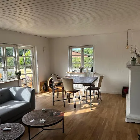 Appartamento Small House With 4 Beds *